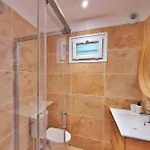 Apartment Marlene - Terrace Free Parking - By Tgb