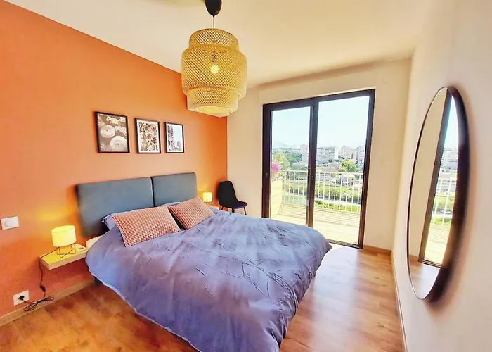 Marlene - Terrace Free Parking - By Tgb